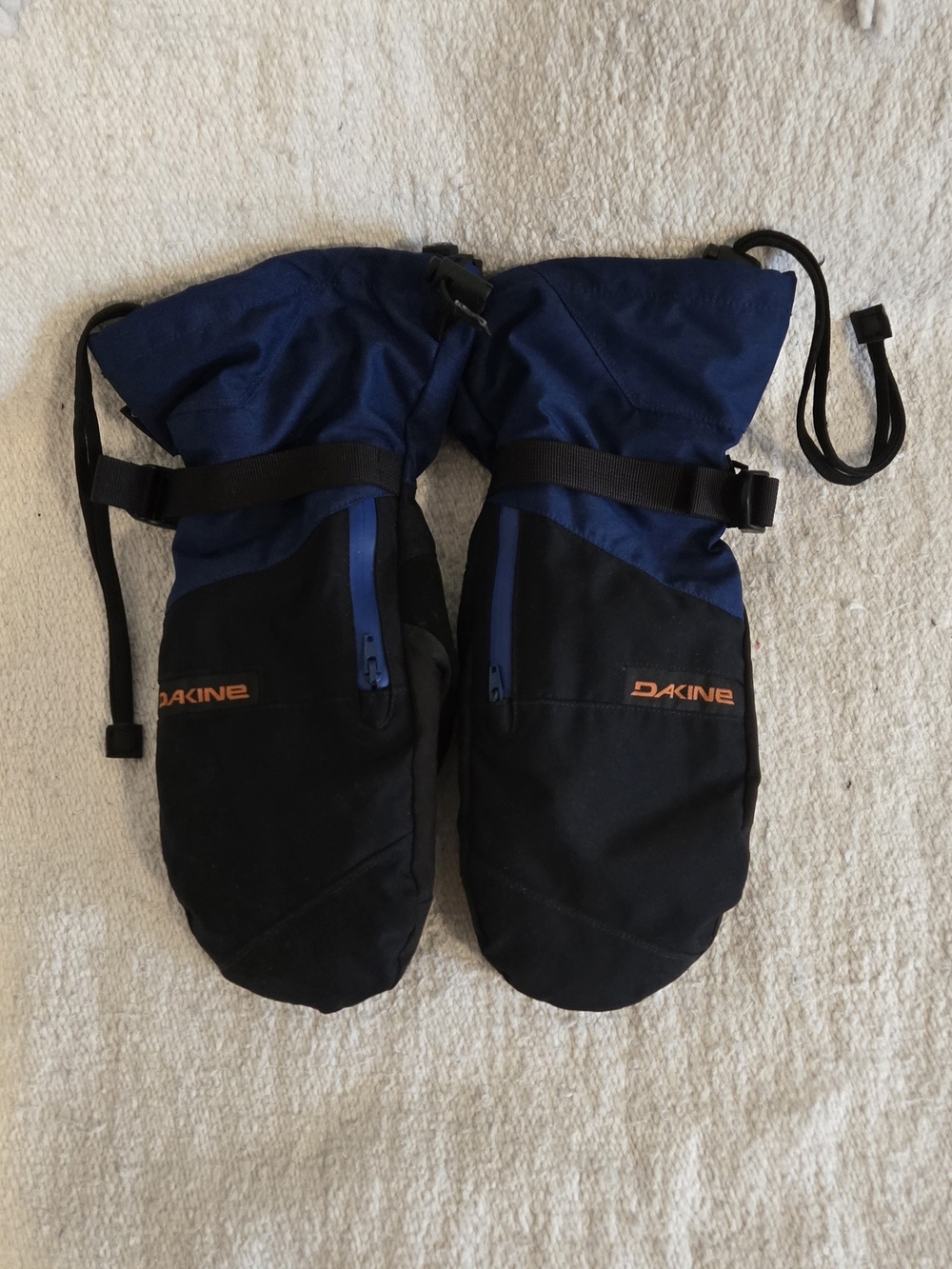 Dakine Blue & Black Ski Mittens